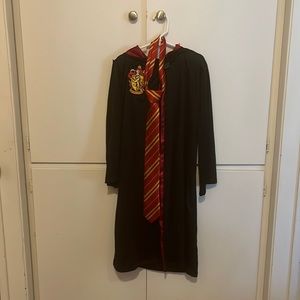 Harry Potter cape and tie.